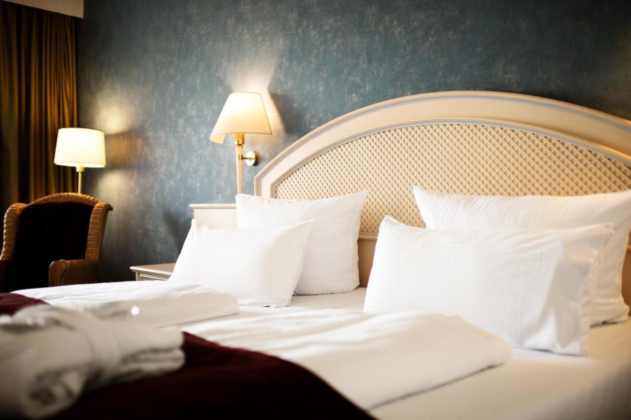 Superior Doppelzimmer – Loggia mit Seeblick